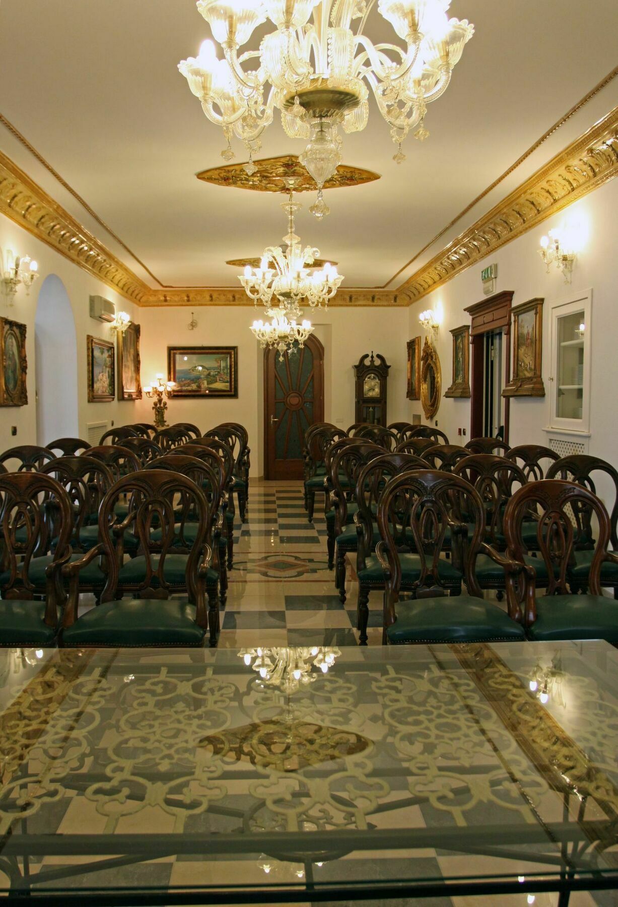 Euro Hotel อีเกลเซียส ภายนอก รูปภาพ