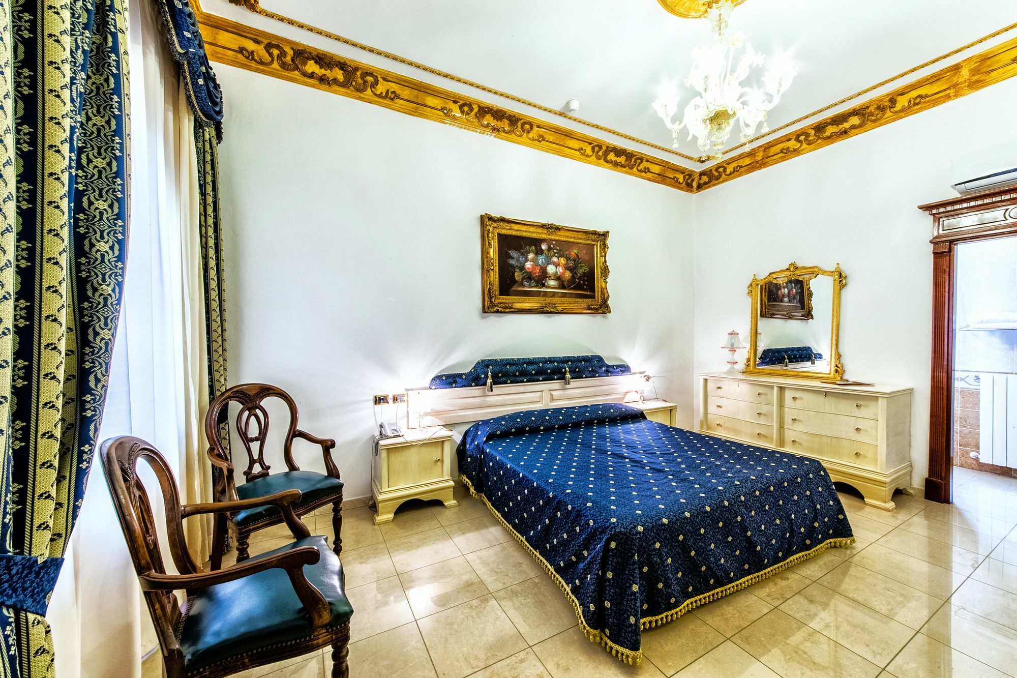 Euro Hotel อีเกลเซียส ภายนอก รูปภาพ